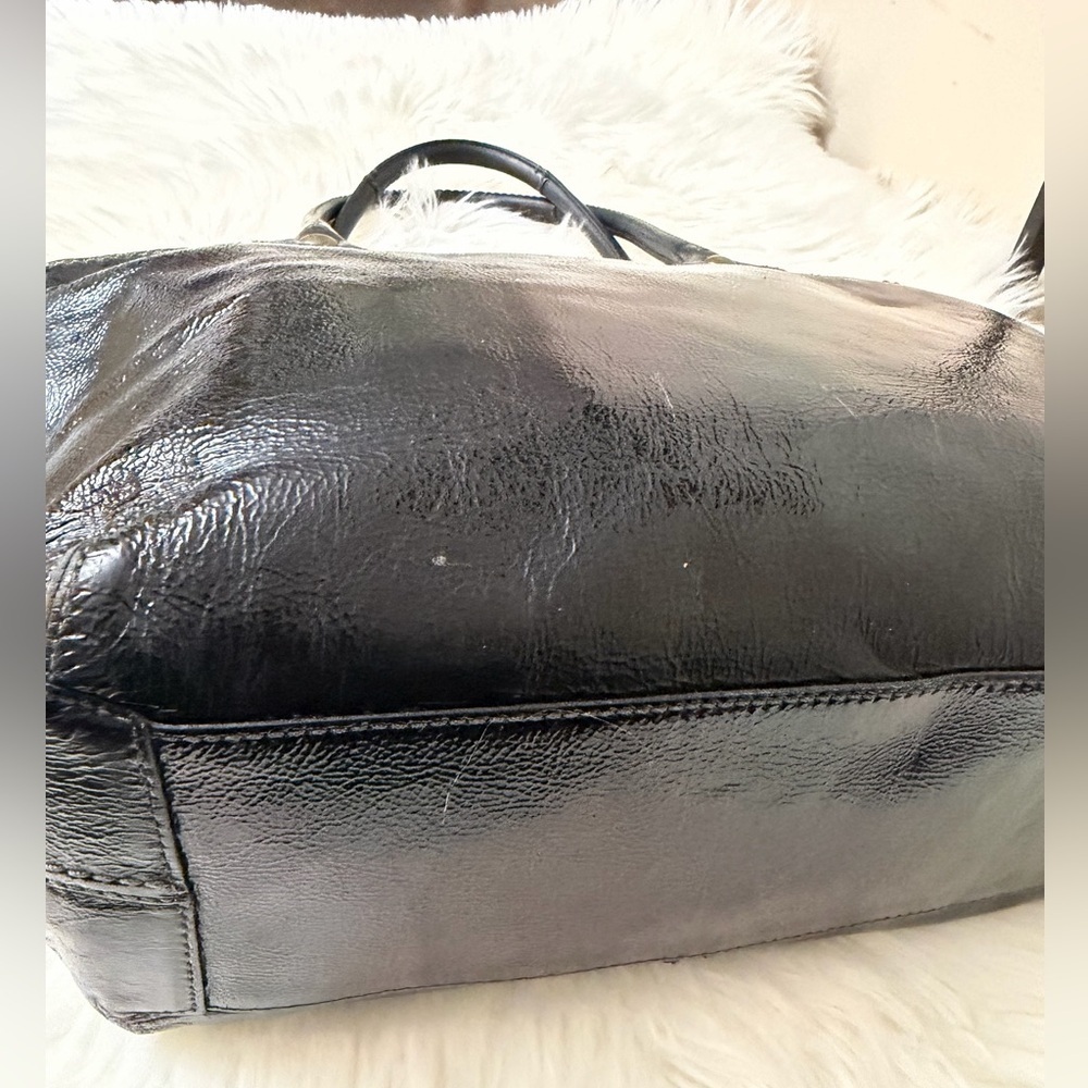 Coach #12362 Shiny Black Leather Tote - Picture 6 of 14